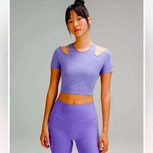 NWT Lululemon Shoulder Cut-Out Yoga T-Shirt